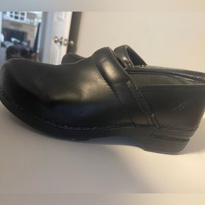 Dansko size 39